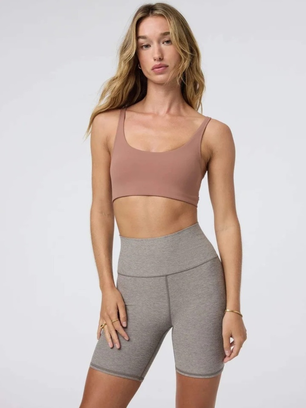 VUORI Yosemite Sports Bra Strappy back Size Large